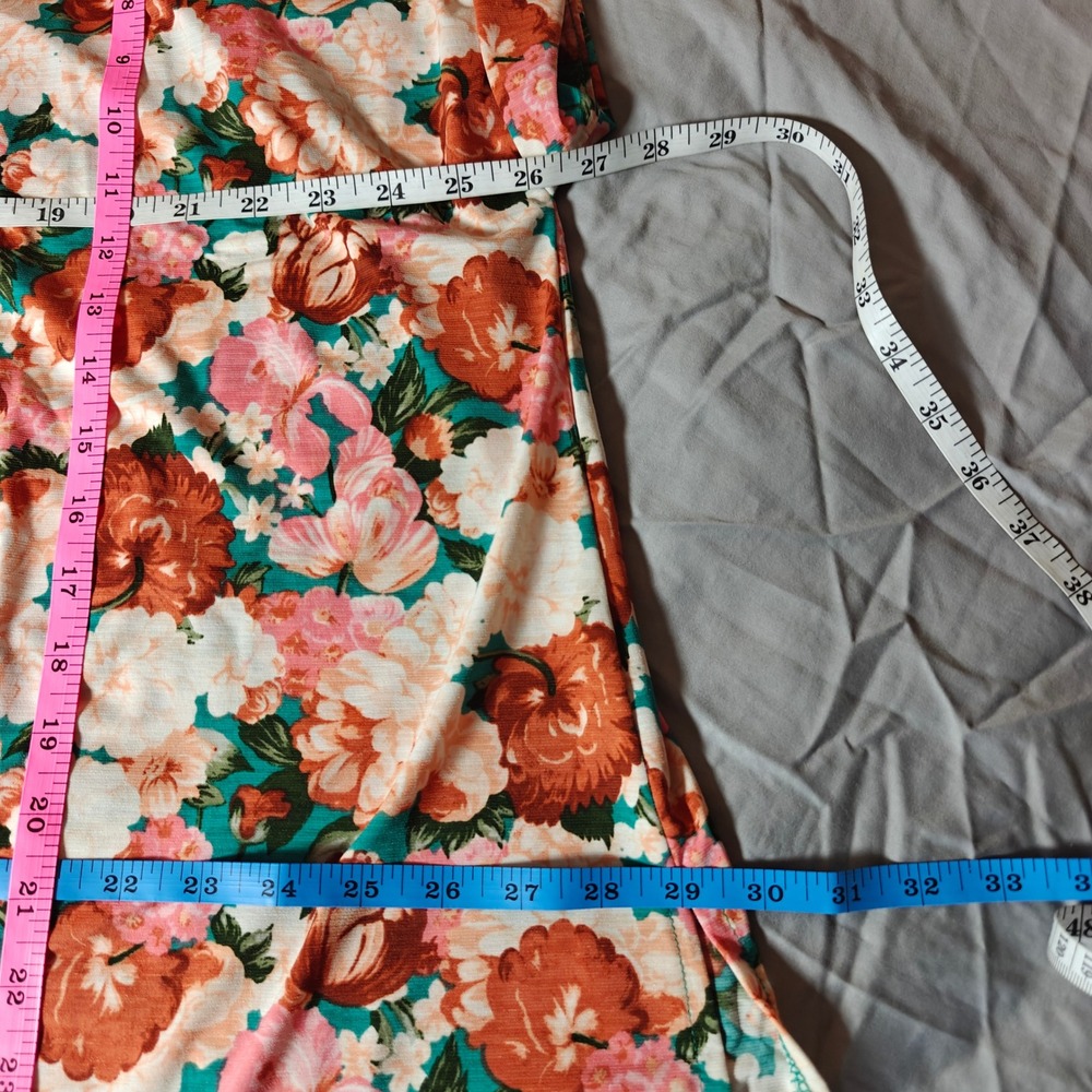 Dear Scarlett Lizzie Wrinkle free Multi Floral Split Neck Cap Sleeve Blouse 3XL - Picture 5 of 9